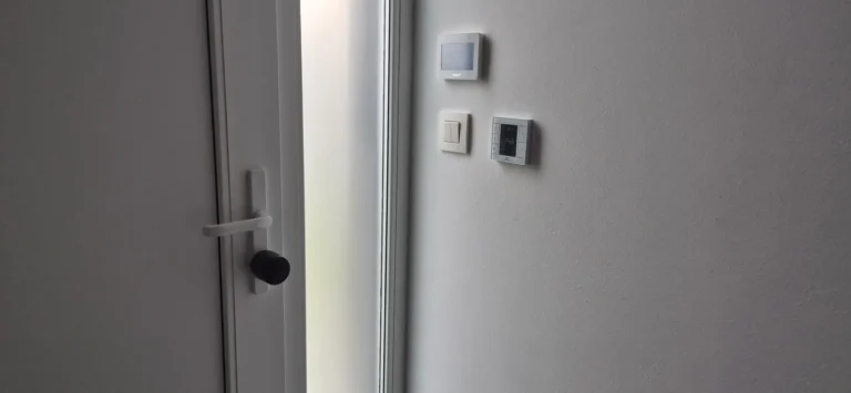 Tedee-Go2-chytry-zamok-vstupne-dvere-smart-wifi-bluetooth